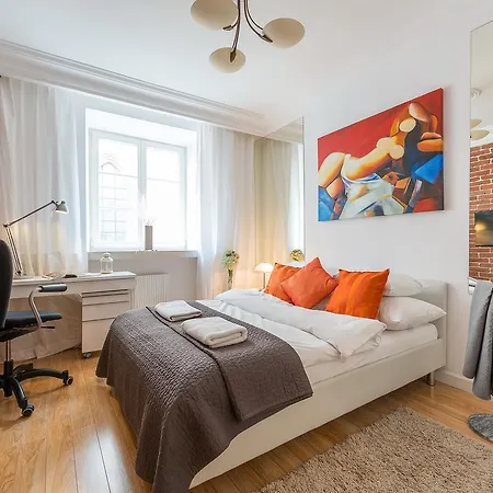 P&o Serviced Swietojanska Apartament *